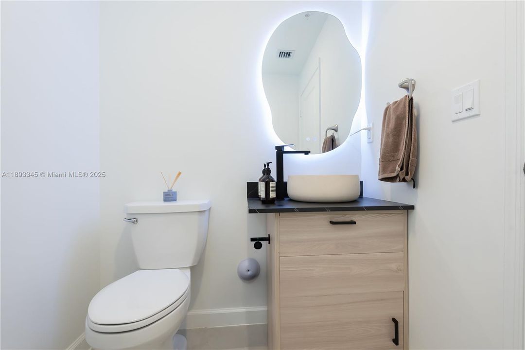 For Sale: $630,000 (3 beds, 2 baths, 1756 Square Feet)