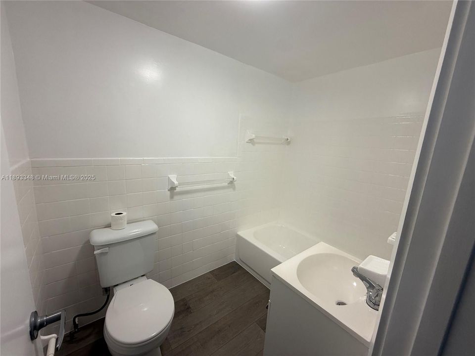 Recently Rented: $1,500 (0 beds, 1 baths, 500 Square Feet)