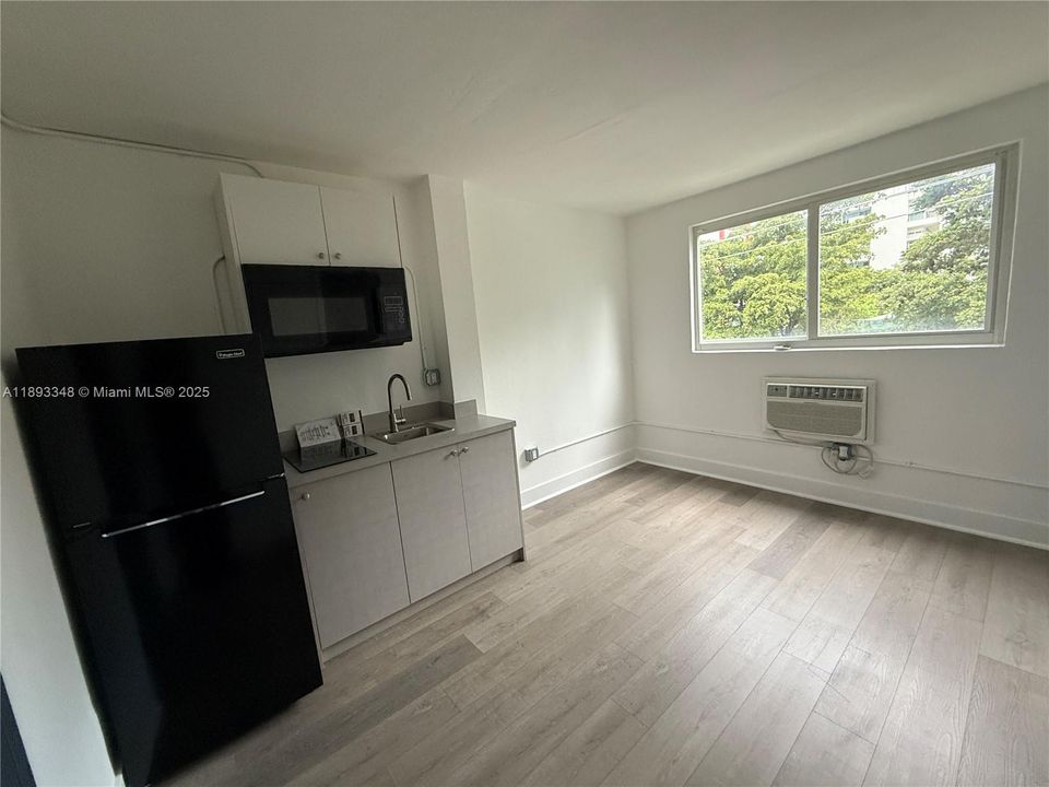 Recently Rented: $1,500 (0 beds, 1 baths, 500 Square Feet)