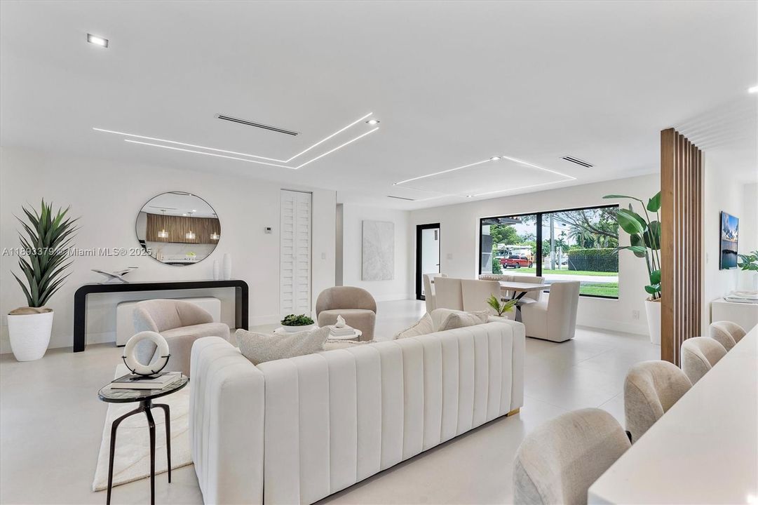 En Venta: $1,359,000 (4 camas, 2 baños, 1805 Pies cuadrados)