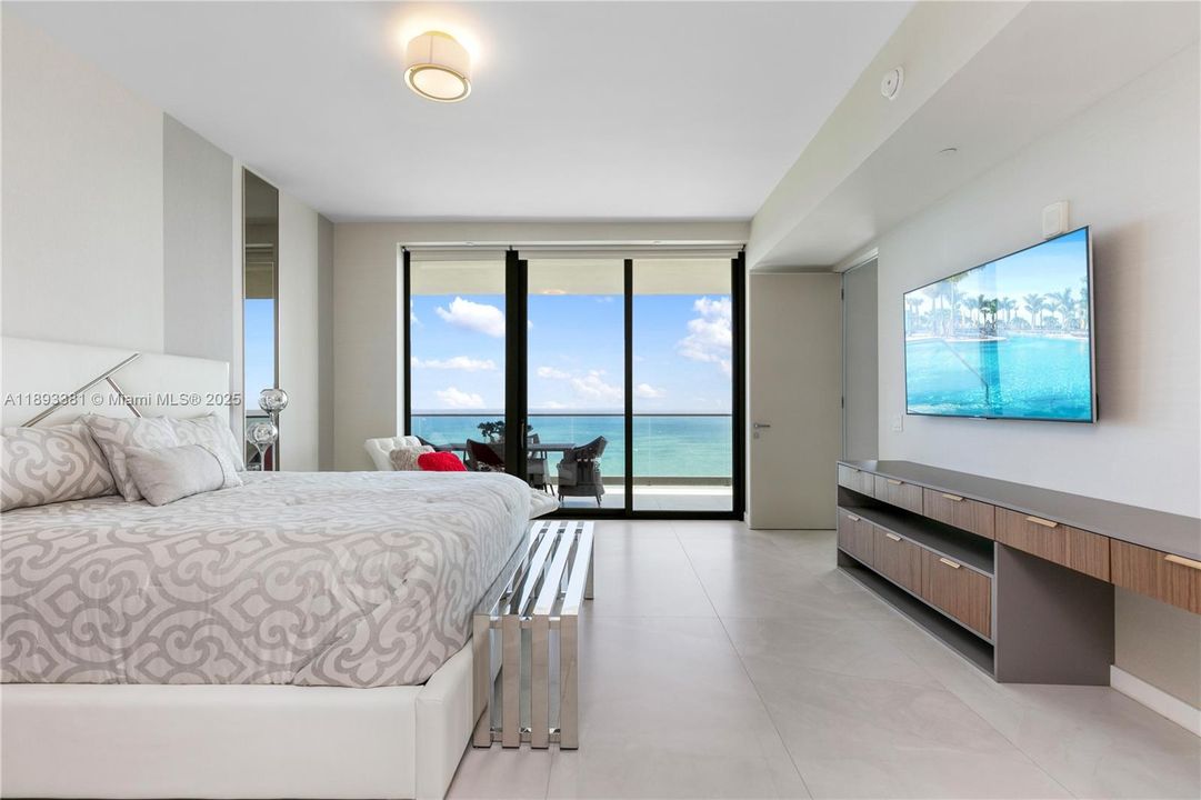 На продажу: $5,290,000 (4 спален, 5 ванн, 2682 Квадратных фут)