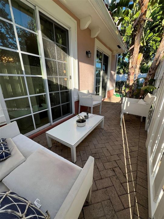 待售: $609,900 (3 贝兹, 2 浴室, 1500 平方英尺)