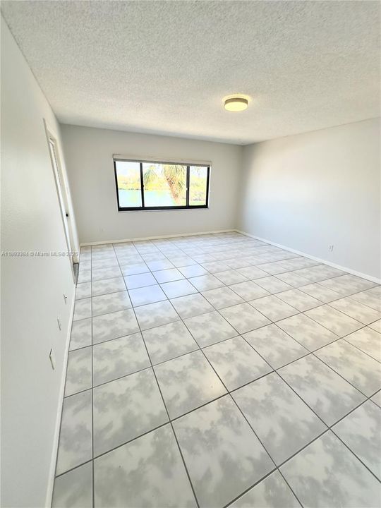 На продажу: $850,000 (2 спален, 2 ванн, 0 Квадратных фут)