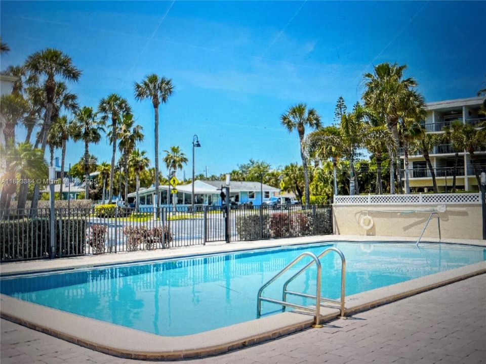 На продажу: $850,000 (2 спален, 2 ванн, 0 Квадратных фут)