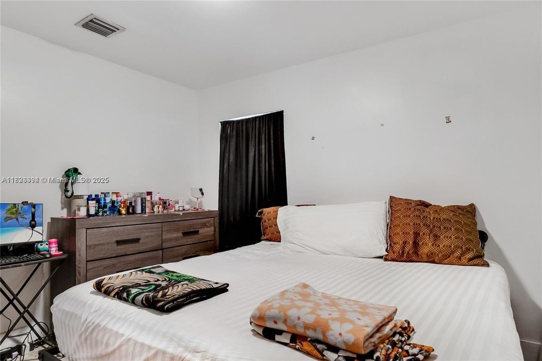 For Sale: $749,000 (0 beds, 0 baths, 2072 Square Feet)