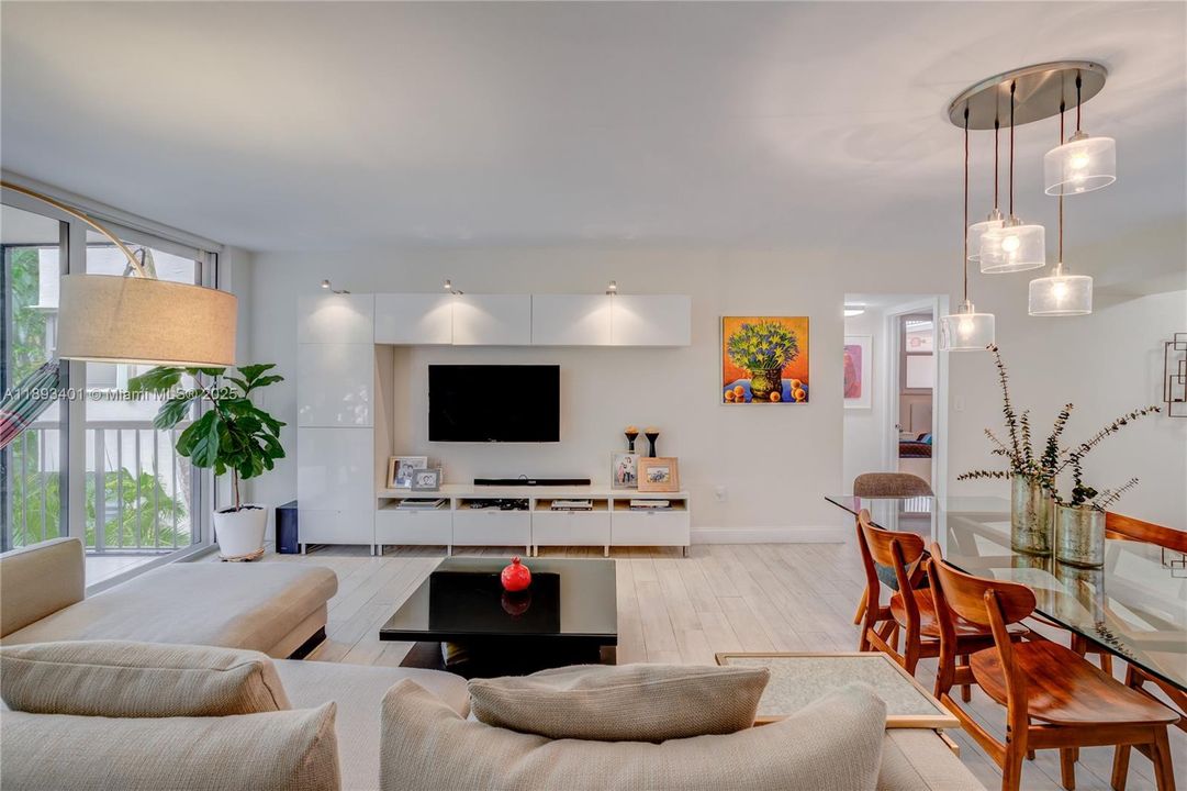 For Rent: $6,500 (3 beds, 2 baths, 1734 Square Feet)