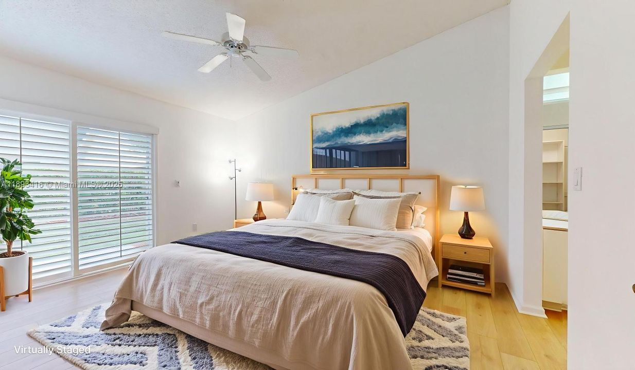 Recently Sold: $290,000 (2 beds, 2 baths, 1171 Square Feet)