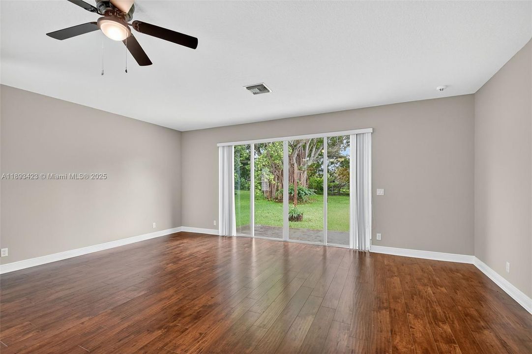 Недавно арендовано: $3,200 (3 спален, 2 ванн, 1695 Квадратных фут)