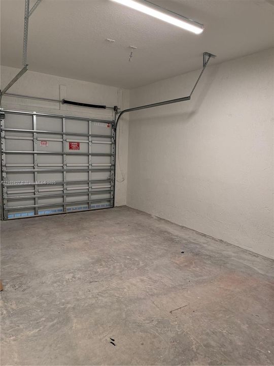 En Renta: $2,600 (3 camas, 3 baños, 1671 Pies cuadrados)