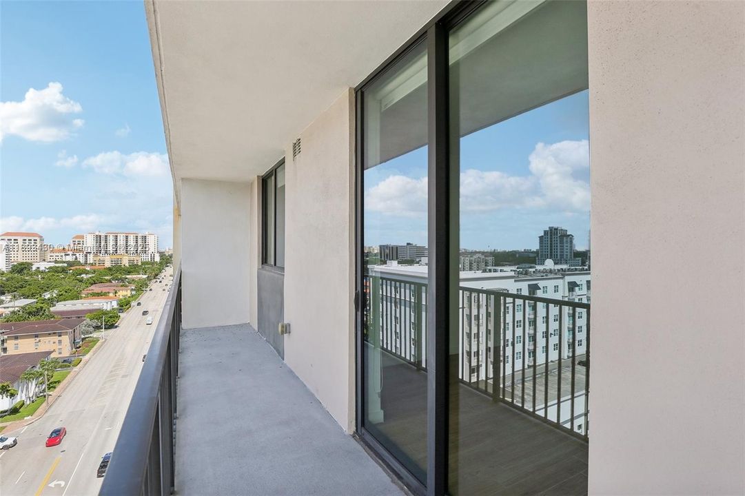 For Rent: $2,600 (1 beds, 1 baths, 238060 Square Feet)