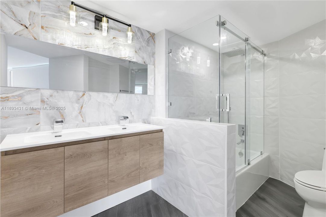 Недавно арендовано: $3,000 (2 спален, 2 ванн, 1181 Квадратных фут)