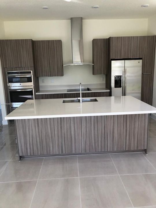 На продажу: $1,299,000 (4 спален, 3 ванн, 2847 Квадратных фут)