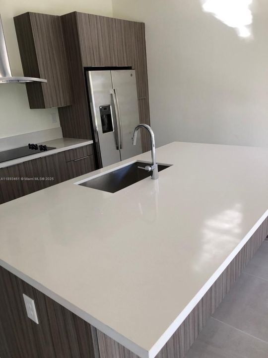 На продажу: $1,299,000 (4 спален, 3 ванн, 2847 Квадратных фут)