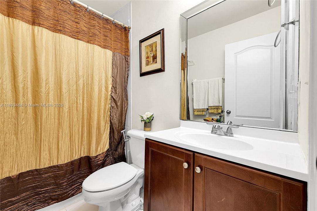 For Sale: $529,000 (3 beds, 2 baths, 1249 Square Feet)