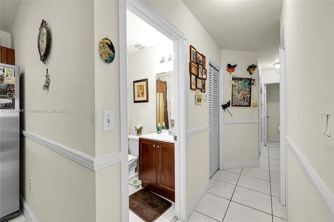 For Sale: $529,000 (3 beds, 2 baths, 1249 Square Feet)