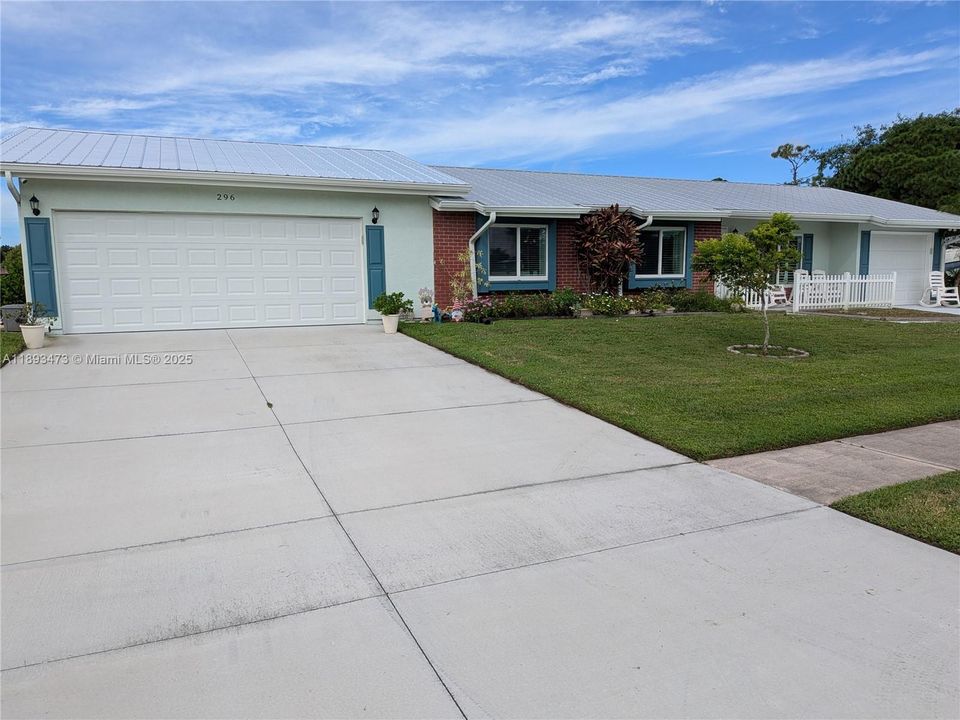 待售: $537,500 (4 贝兹, 4 浴室, 2800 平方英尺)