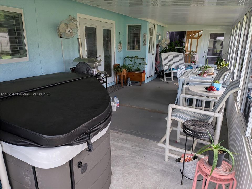 待售: $537,500 (4 贝兹, 4 浴室, 2800 平方英尺)