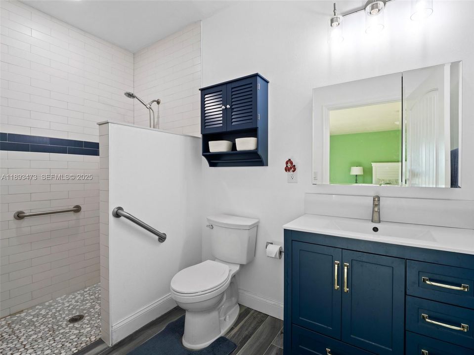 待售: $537,500 (4 贝兹, 4 浴室, 2800 平方英尺)