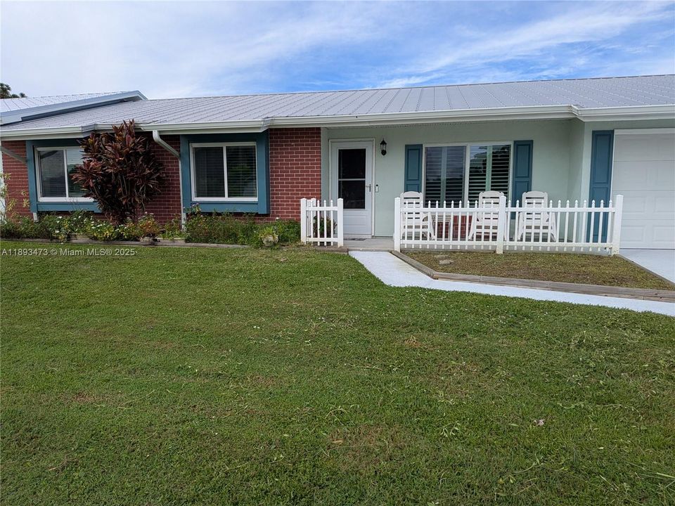 待售: $537,500 (4 贝兹, 4 浴室, 2800 平方英尺)