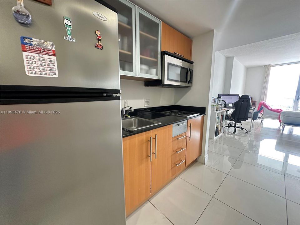 En Venta: $315,000 (0 camas, 1 baños, 503 Pies cuadrados)