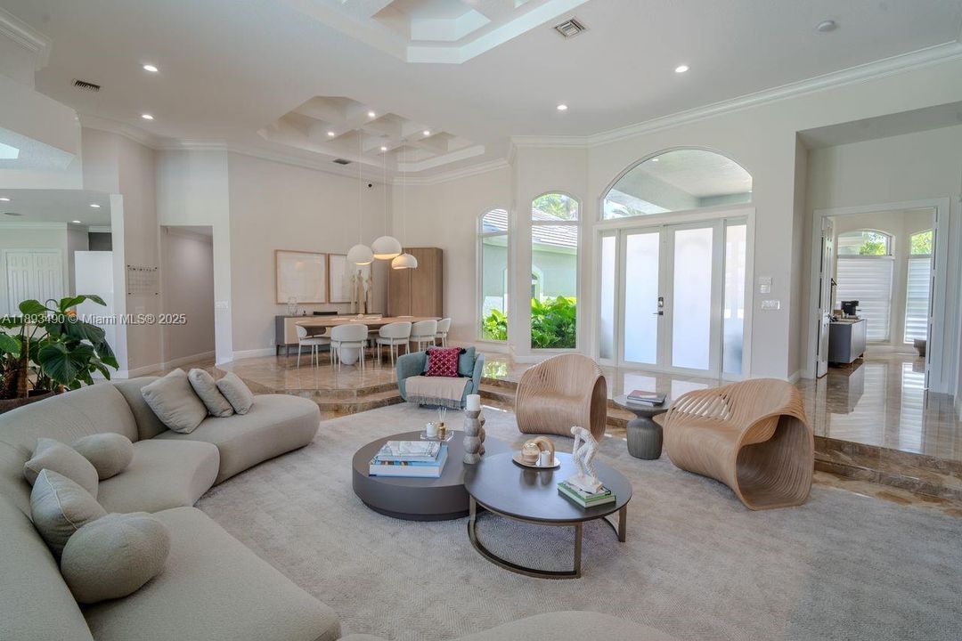 For Rent: $17,000 (4 beds, 4 baths, 4316 Square Feet)