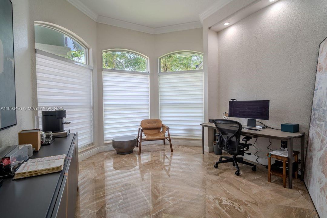 For Rent: $17,000 (4 beds, 4 baths, 4316 Square Feet)