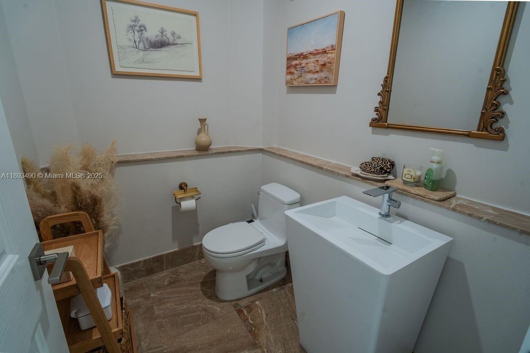 For Rent: $17,000 (4 beds, 4 baths, 4316 Square Feet)