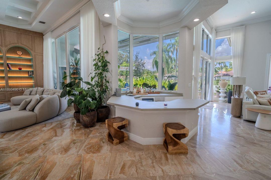 For Rent: $17,000 (4 beds, 4 baths, 4316 Square Feet)