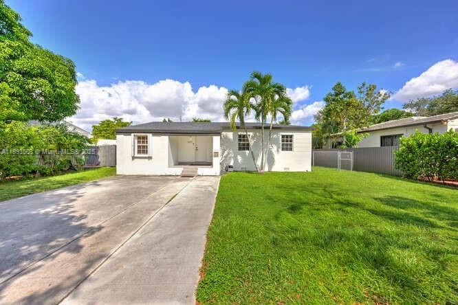 На продажу: $699,000 (3 спален, 2 ванн, 1565 Квадратных фут)