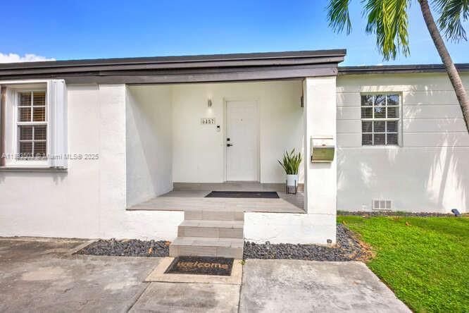 На продажу: $699,000 (3 спален, 2 ванн, 1565 Квадратных фут)