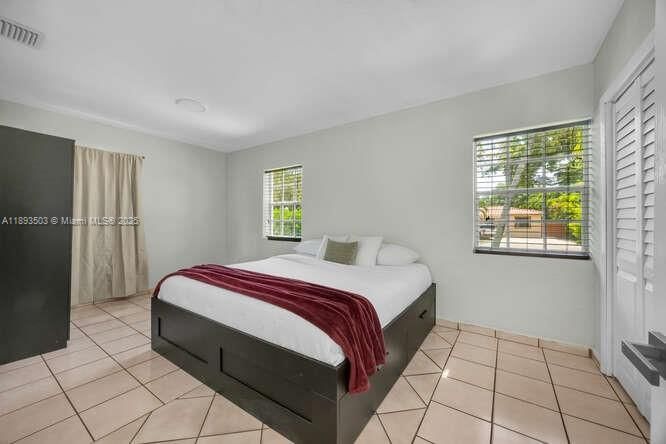 На продажу: $699,000 (3 спален, 2 ванн, 1565 Квадратных фут)