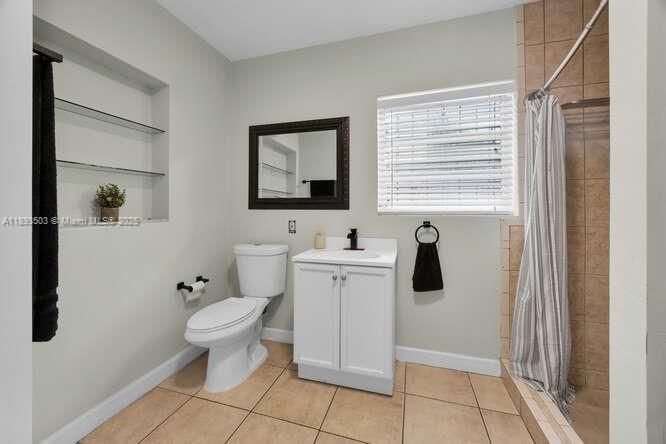 На продажу: $699,000 (3 спален, 2 ванн, 1565 Квадратных фут)