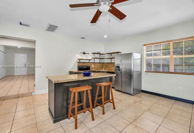 На продажу: $699,000 (3 спален, 2 ванн, 1565 Квадратных фут)