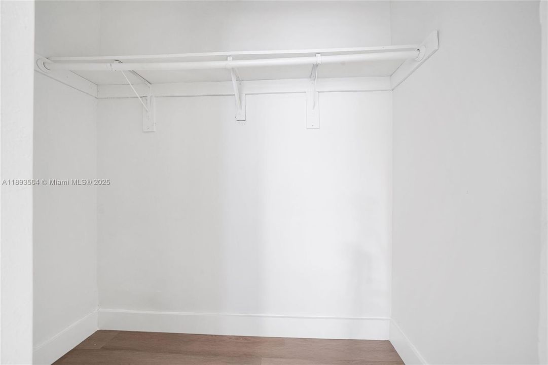 Active With Contract: $504,900 (3 beds, 2 baths, 1601 Square Feet)