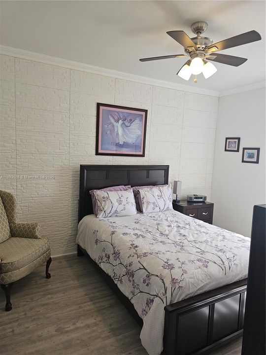 Под контрактом: $1,124,900 (4 спален, 3 ванн, 2688 Квадратных фут)