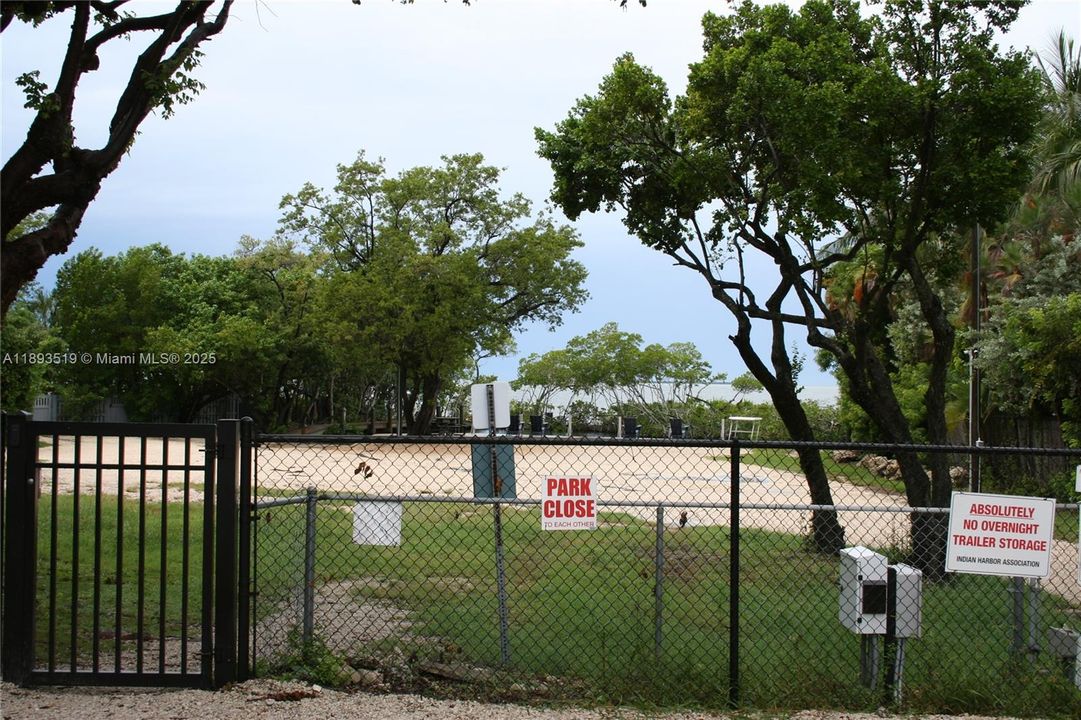 Recently Sold: $759,000 (3 beds, 2 baths, 1380 Square Feet)