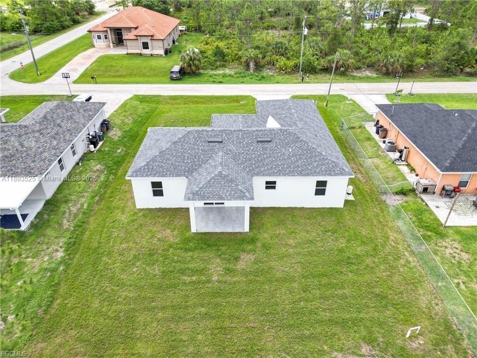 En Venta: $329,900 (3 camas, 2 baños, 0 Pies cuadrados)