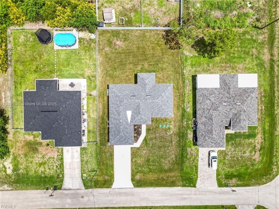 En Venta: $329,900 (3 camas, 2 baños, 0 Pies cuadrados)