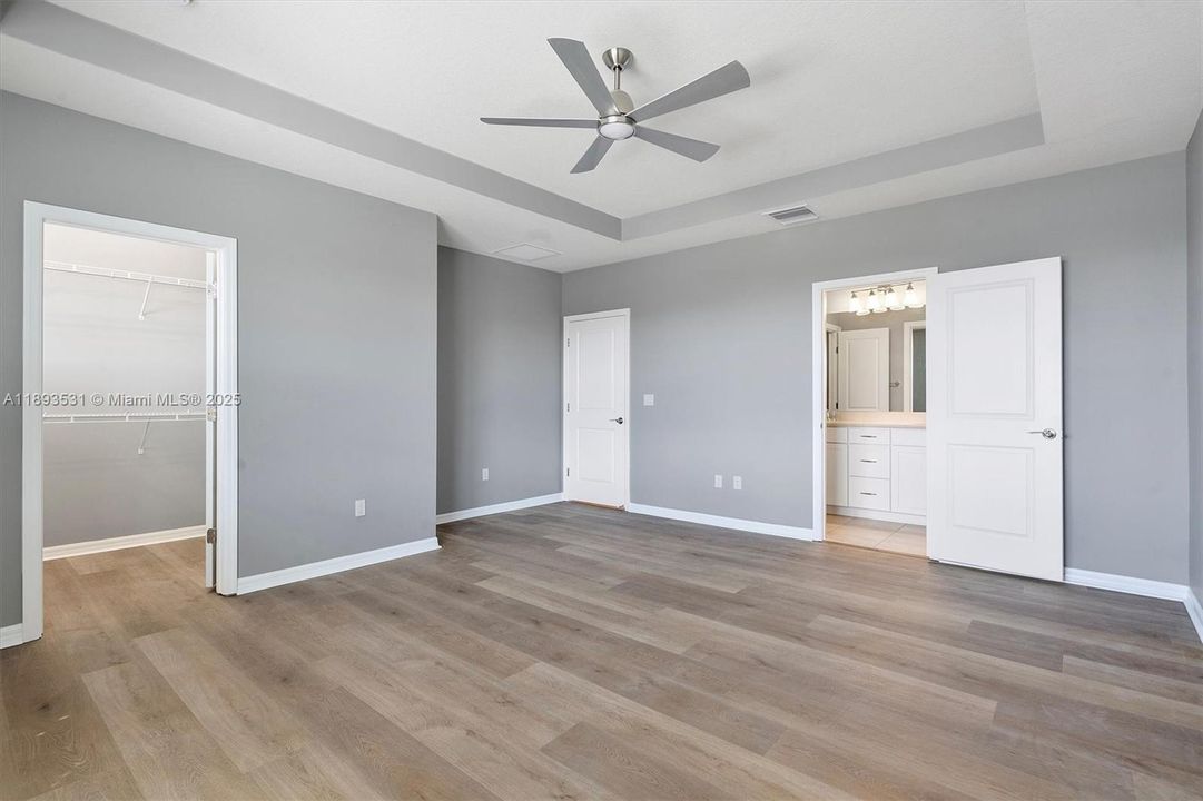 В аренду: $3,499 (3 спален, 2 ванн, 1561 Квадратных фут)