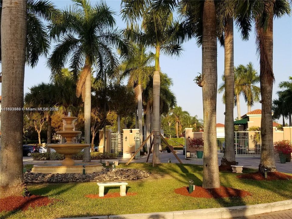 For Rent: $2,850 (3 beds, 2 baths, 1271 Square Feet)