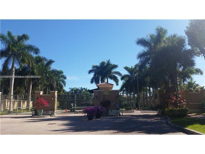 For Rent: $2,850 (3 beds, 2 baths, 1271 Square Feet)