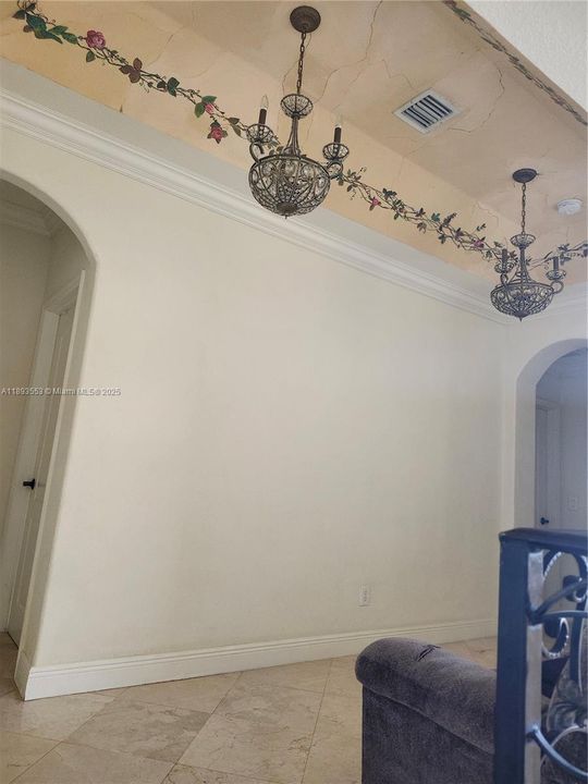 En Venta: $1,100,000 (5 camas, 5 baños, 3408 Pies cuadrados)