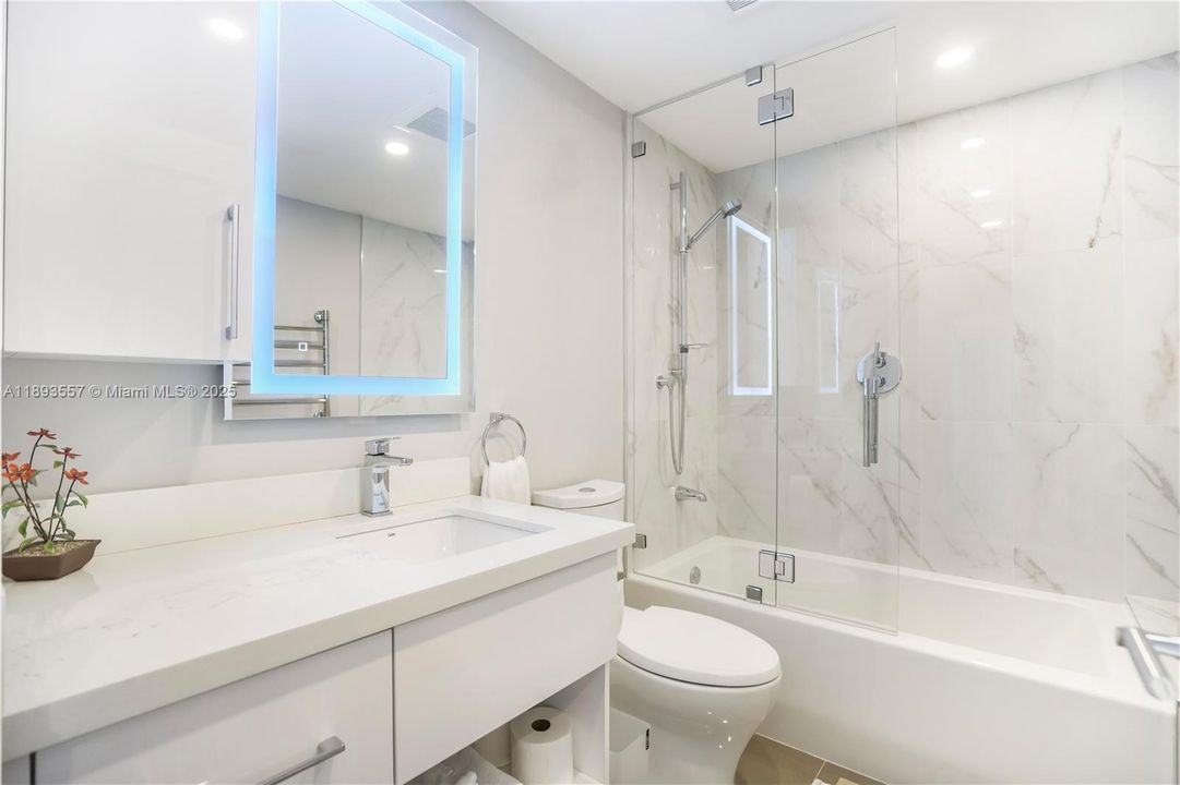 For Sale: $2,250,000 (2 beds, 2 baths, 2304 Square Feet)