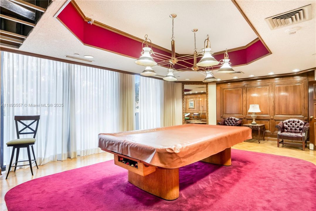 For Sale: $2,250,000 (2 beds, 2 baths, 2304 Square Feet)