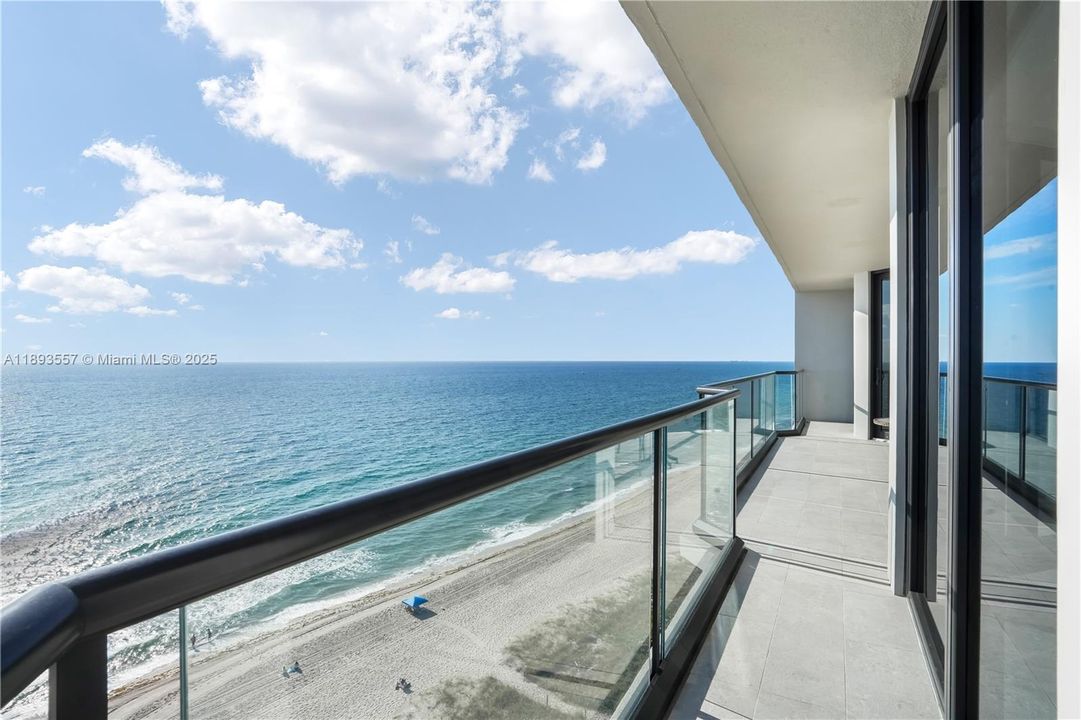 For Sale: $2,250,000 (2 beds, 2 baths, 2304 Square Feet)