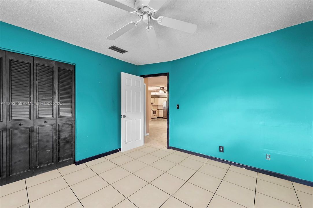 Recently Sold: $539,900 (4 beds, 2 baths, 1787 Square Feet)