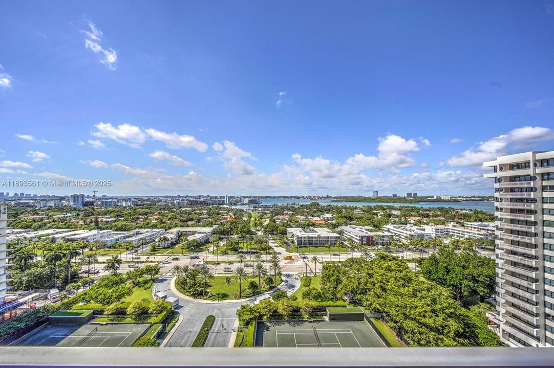 For Rent: $49,500 (3 beds, 4 baths, 3450 Square Feet)