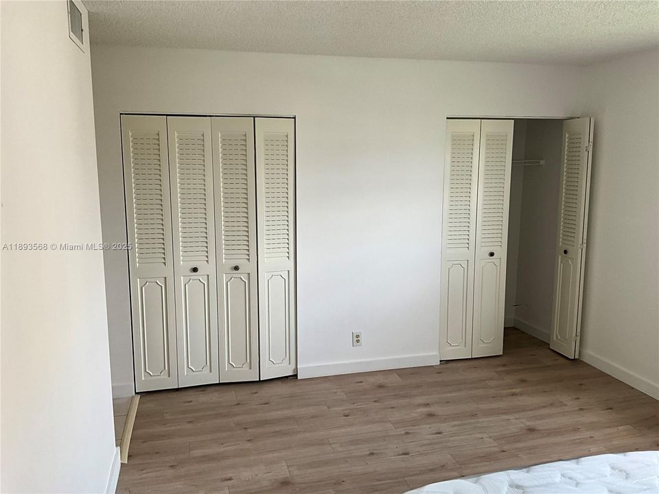 For Sale: $198,000 (2 beds, 2 baths, 1144 Square Feet)