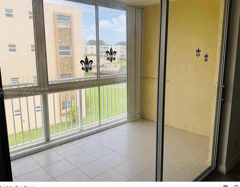 For Sale: $198,000 (2 beds, 2 baths, 1144 Square Feet)