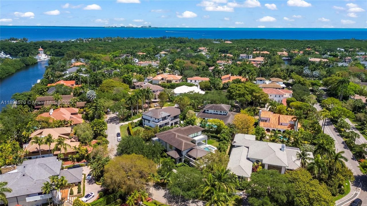 Recently Rented: $45,000 (6 beds, 7 baths, 6851 Square Feet)